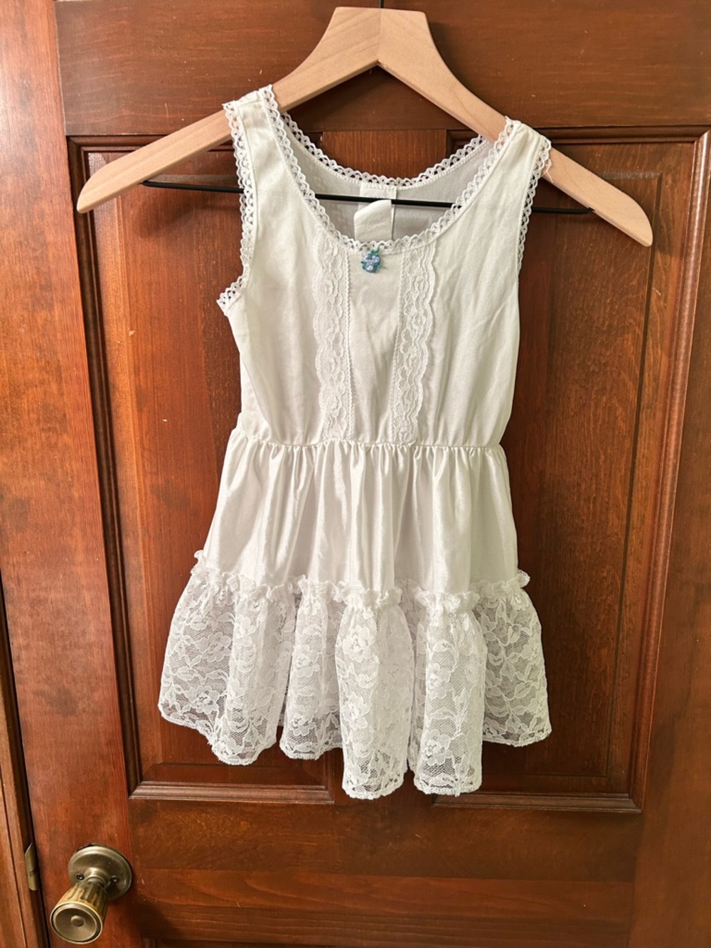 Sears VTG Nylon White Lace Girls' petticoat with Delicate Trim. Size S.